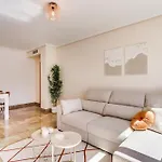 Apartment Heerlijk Met Uitzicht Op Het Zwembad - Dichtbij Het