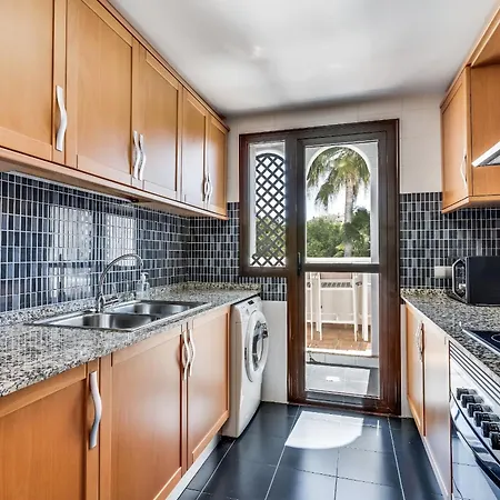 Ultimate - Heerlijk Met Uitzicht Op Het Zwembad אסטפונה