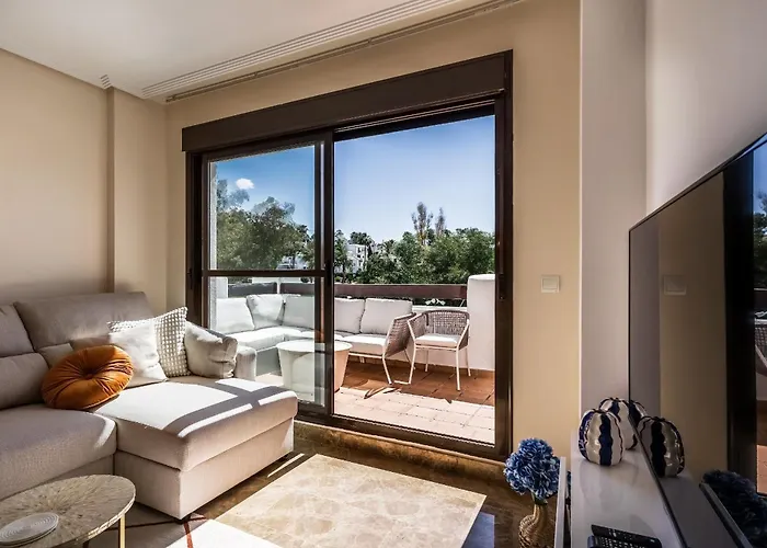 Heerlijk Met Uitzicht Op Het Zwembad - Dichtbij Het