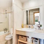 Apartamento Heerlijk Met Uitzicht Op Het Zwembad - Dichtbij Het *