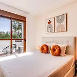 Heerlijk Met Uitzicht Op Het Zwembad - Dichtbij Het Estepona