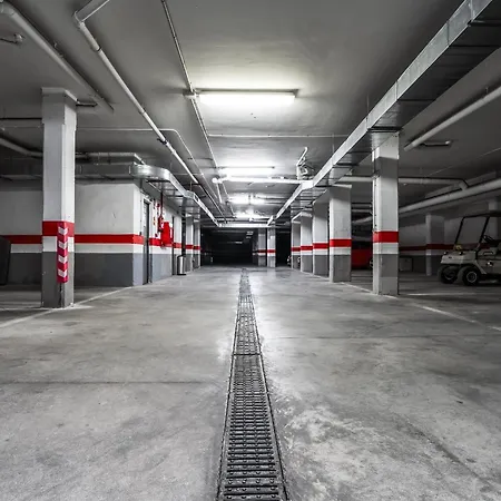 شقة Heerlijk Met Uitzicht Op Het Zwembad - Dichtbij Het إِستيبونا